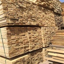 樟子松防腐木庭院地板木龙骨松木方 实木板材
